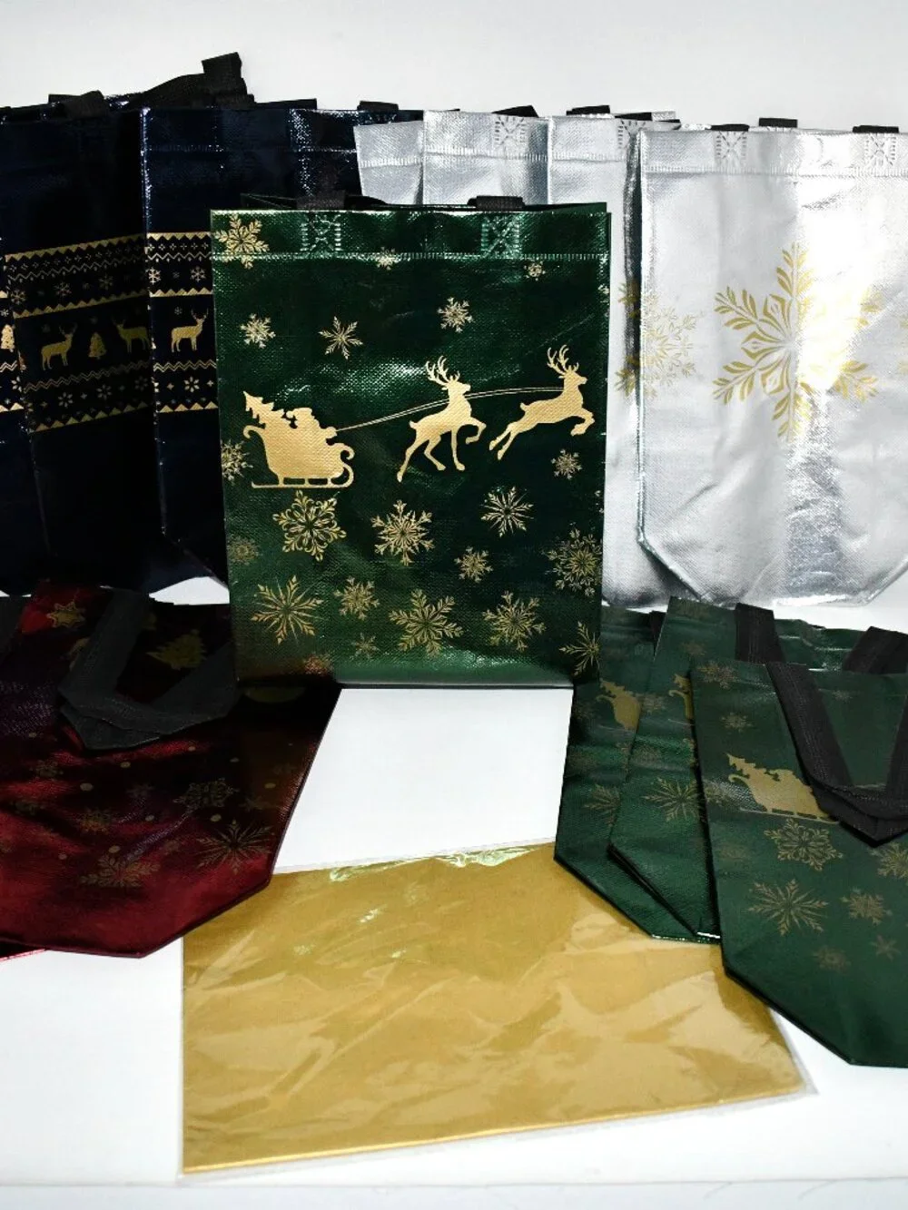 STYPOP 16 Pack Christmas Gift Bags 10